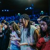 Gera??o Z lidera reavivamento da igreja no Reino Unido